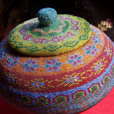 front view beaded basket lg